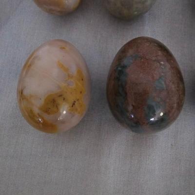 Spring/Easter Home Decor Includes Marble Stone Eggs (G-JS)