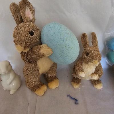 Spring/Easter Home Decor Includes Marble Stone Eggs (G-JS)