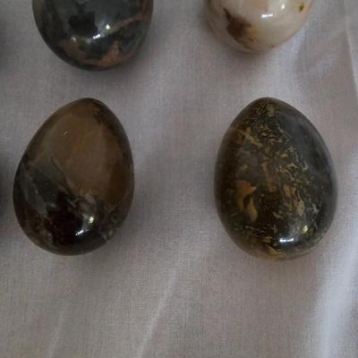 Spring/Easter Home Decor Includes Marble Stone Eggs (G-JS)