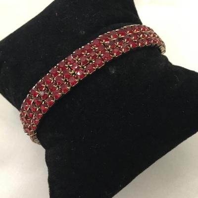 Vintage rhinestone stretch bracelet