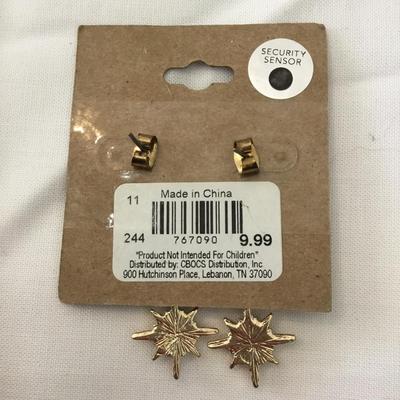 Gold tone, North star dangle earrings