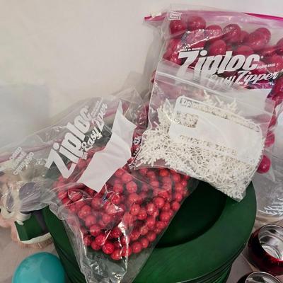 Mega Christmas Decor & Wrap (G-JS)