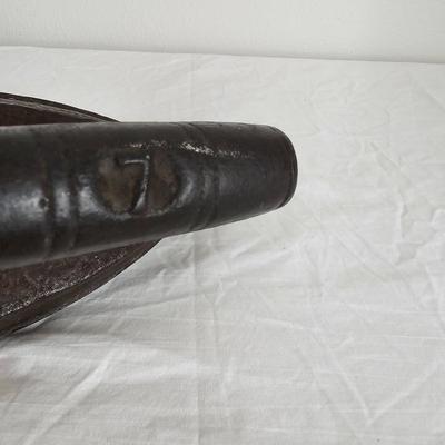 No. 7 Sad Iron, Wreath Stand & More (B1-JS)