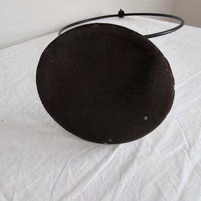 No. 7 Sad Iron, Wreath Stand & More (B1-JS)