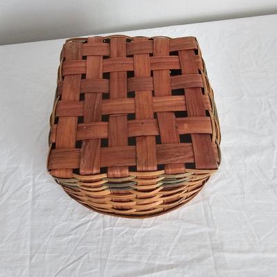 No. 7 Sad Iron, Wreath Stand & More (B1-JS)