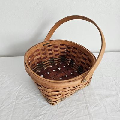 No. 7 Sad Iron, Wreath Stand & More (B1-JS)