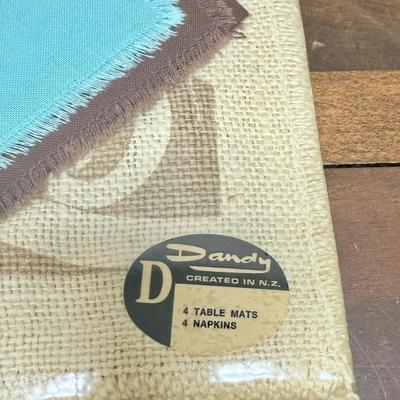 Set of 4 Dandy Table Mats and Napkins