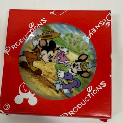 Walt Disney Production Collectible Plate: Mickey and Minnie, "Nifty Nineties - 1941"