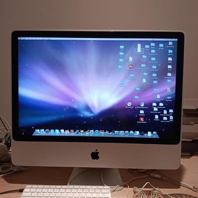 APPLE iMac 20" WITH MAC OS 9 PLUS KEYBOARD, MOUSE, SOFTWARE