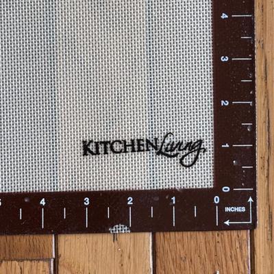 Cuisinart SmartPower 3-Speed Electronic Hand Mixer, Real Home Serving Dishes, and more! (K-DZ)