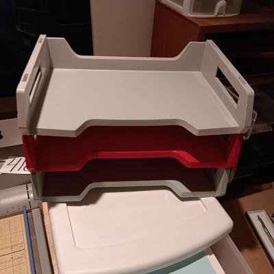 VERY NICE QUARTET PAPER CUTTER, DRAW FULL OF COPY PAPER AND DESK ORGANIZERS