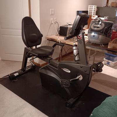 SCHWINN 217P V FORCE RECUMBENT EXERCISE BIKE W/16 LEVELS OF MAGNETIC RESISTANCE PLUS FLOOR PAD