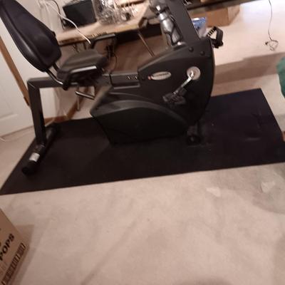 SCHWINN 217P V FORCE RECUMBENT EXERCISE BIKE W/16 LEVELS OF MAGNETIC RESISTANCE PLUS FLOOR PAD