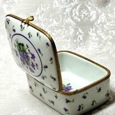 Tiffany & Co. Trinket Box Made in France For Tiffany