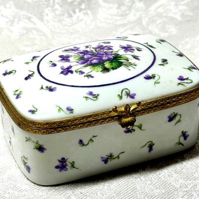 Tiffany & Co. Trinket Box Made in France For Tiffany