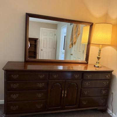 Ethan Allen dresser with mirror