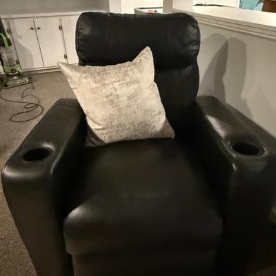 Awesome black movie theatre style recliner