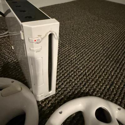 WII console, components and games