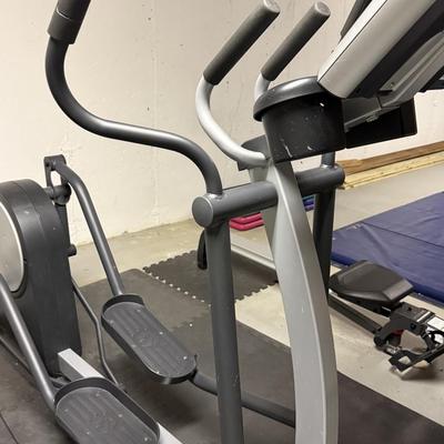 Life Fitness x1 elliptical cross trainer