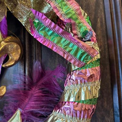 Mardi Gras Decor Lot – Clown & Feathered Wreaths