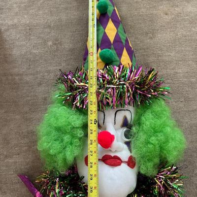 Mardi Gras Decor Lot – Clown & Feathered Wreaths