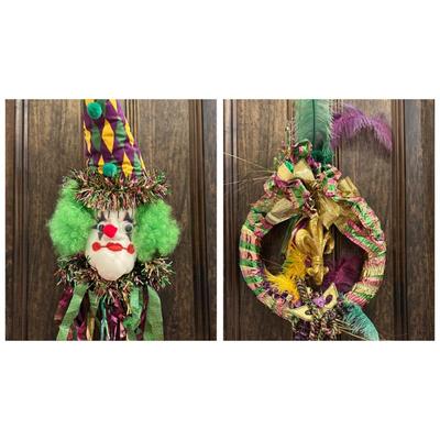 Mardi Gras Decor Lot – Clown & Feathered Wreaths