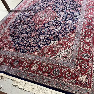 Beautiful authentic Kaoud 8 x 10 oriental rug