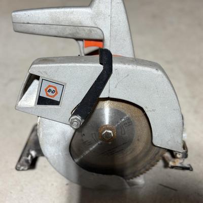 B & D skilsaw