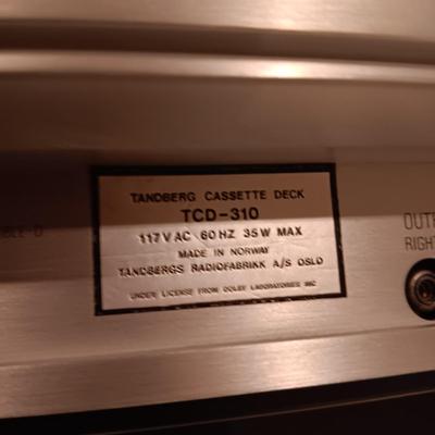TANDBERG TCD 310 DUAL CAPSTAN & CENTREX BY PIONEER 8-TRACK PLAYER