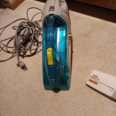 DIRT DEVIL CARPET SPOT SCRUBBER AND REGINA 3 ELECTRIKBROOM