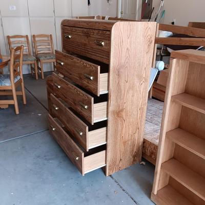5 DRAWER CHEST AND MATCHING NIGHT STAND