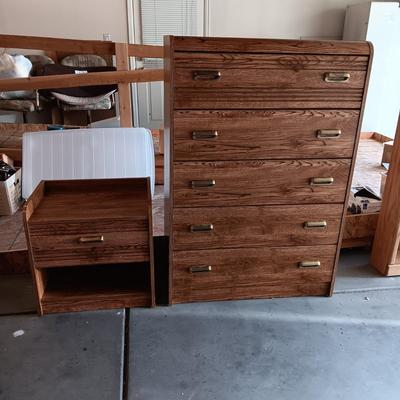 5 DRAWER CHEST AND MATCHING NIGHT STAND