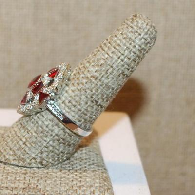 Size 8¼ Marked .925 Red Inlay Triangles Party Ring with a Glitter Setting & Silver Band (6.3g)