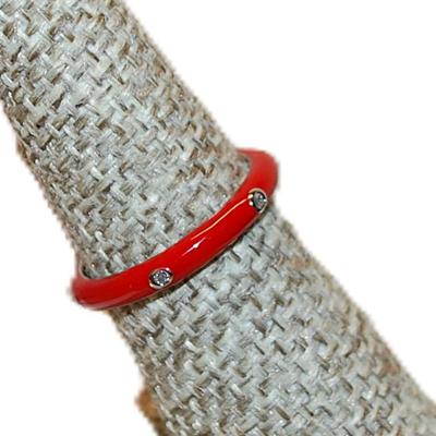 Size 8 Delicate RED Enamel Ring with 6 Accent Clear Stones on a Silver Tone Band (2.2g)