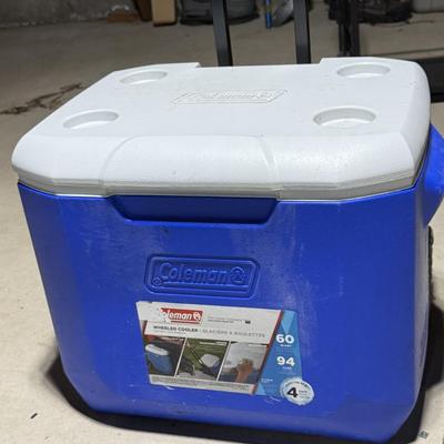Like new Coleman cooler