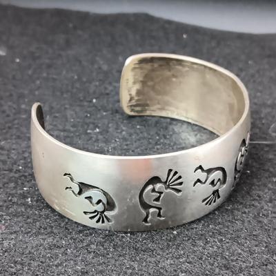 WIDE STERLING SILVER CUFF BRACELET 38.80g
