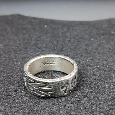 STERLING SILVER RING SIZE 7 1/2 WEIGHT 8.90g