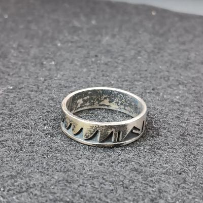 2 STERLING SILVER RINGS 8.32g SIZE 10