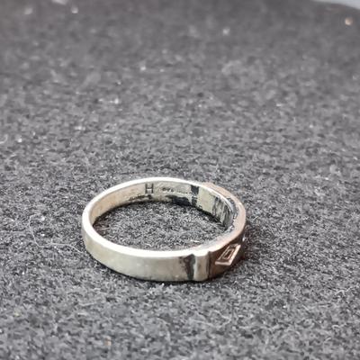 2 STERLING SILVER RINGS 8.32g SIZE 10