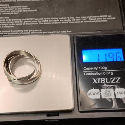 2 STERLING SILVER RINGS 11.96g SIZES 11 3/4 & 10 3/4