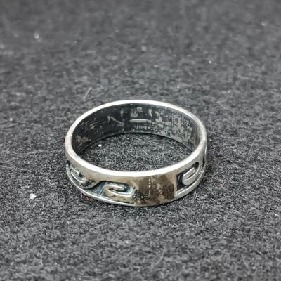 2 STERLING SILVER RINGS 8.77g SIZES 8 & 7 1/2