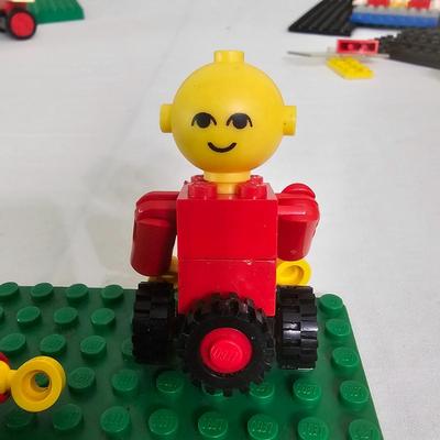 Collection of Lego Pieces & Figures (PB-JS)