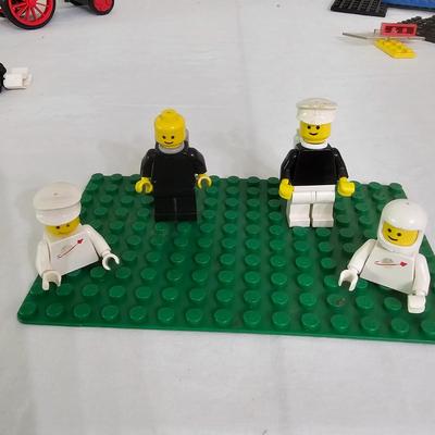Collection of Lego Pieces & Figures (PB-JS)