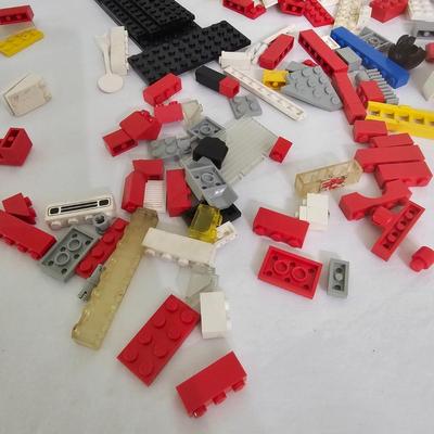 Collection of Lego Pieces & Figures (PB-JS)