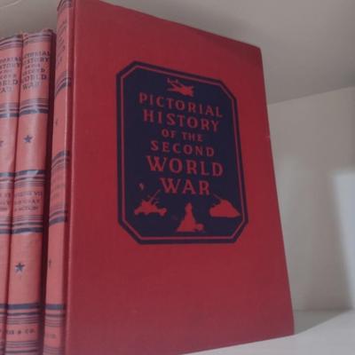 Pictorial History of the Secord World War 8 Volume Set 1948 Wise and Company (DS) #9