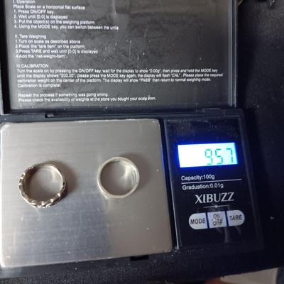 2 SIZE 5 STERLING SILVER RINGS 9.57g