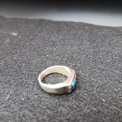 2 STERLING SILVER RINGS 10.55G SIZES 5 & 5 1/2