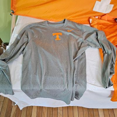 Tennessee Volunteers Sports Memorabilia (PB-JS)