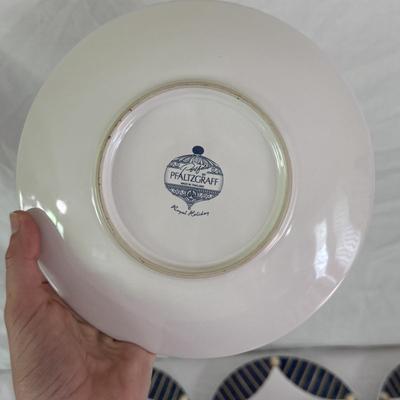 Pfaltzgraff Royal Holiday Collection (K-DZ)