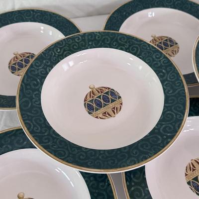 Pfaltzgraff Royal Holiday Collection (K-DZ)